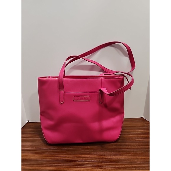Vera Bradley Handbags - Vera  Bradley Saffiano Medium Fuchsia Pink Satchel VGUC‎